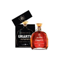 Կոնյակ Ուրարտու 10տ 0.5լ